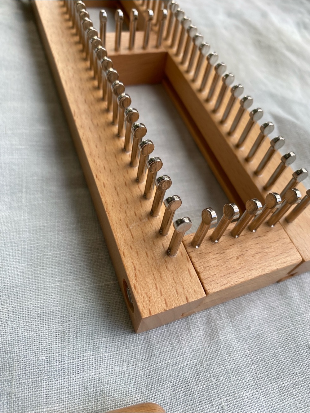 KB Knitting Board adjustable wooden sock loom kit - Picture 4 of 6